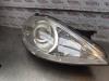 Headlight, right from a Mercedes A (W169), 2004 / 2012 1.5 A-150 3-Drs., Hatchback, 2-dr, Petrol, 1.498cc, 70kW (95pk), FWD, M266920, 2004-06 / 2009-03, 169.331 2005