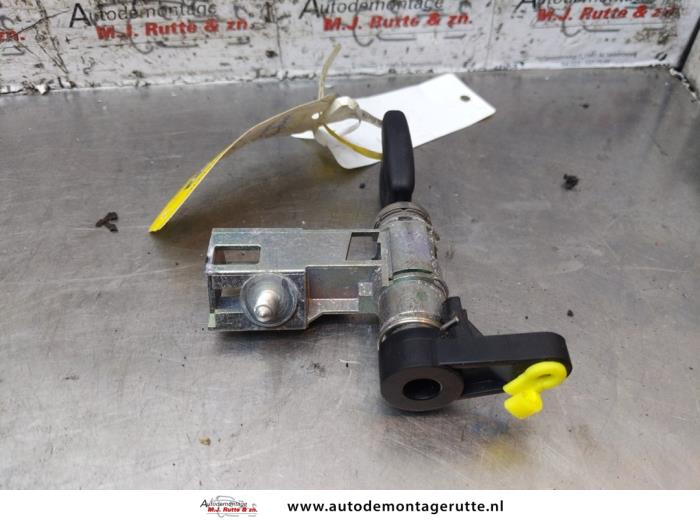Ignition lock + key from a Fiat Panda (169) 1.2, Classic 2011