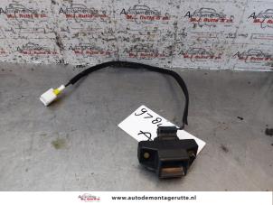 Used Tailgate lock stop Renault Clio II (BB/CB) 1.4 16V Price on request offered by Autodemontage M.J. Rutte B.V.