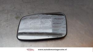 Used Mirror glass, left Volvo V70 (GW/LW/LZ) 2.0 10V Price on request offered by Autodemontage M.J. Rutte B.V.