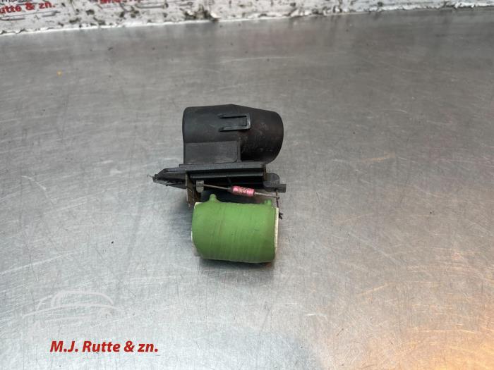 Cooling Fan Resistor For Opel Corsa C & Meriva – Replace 8390169 93175501 93341907