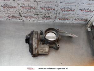 Usados Cuerpo de válvula de mariposa Volvo V50 (MW) 1.8 16V Precio de solicitud ofrecido por Autodemontage M.J. Rutte B.V.