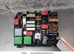 Used Fuse box Peugeot 208 I (CA/CC/CK/CL) 1.2 Vti 12V PureTech 82 Price on request offered by Autodemontage M.J. Rutte B.V.