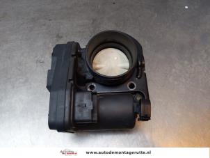 Used Throttle body Peugeot 1007 (KM) 1.6 GTI,Gentry 16V Price on request offered by Autodemontage M.J. Rutte B.V.