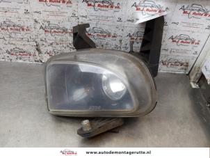 Used Fog light, front right Fiat Grande Punto (199) 1.4 Price on request offered by Autodemontage M.J. Rutte B.V.