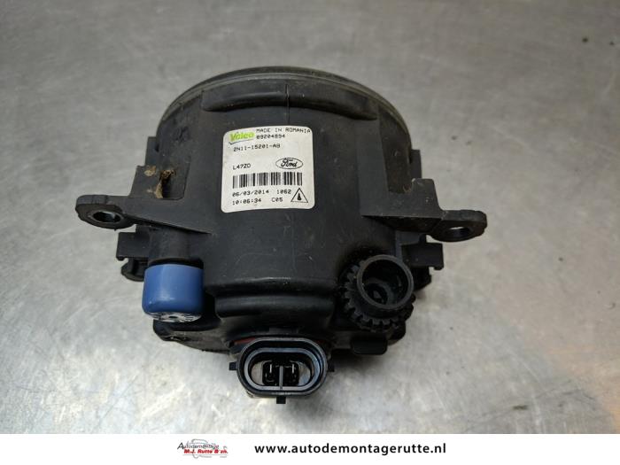 Fog light, front left from a Ford Focus 3 Wagon 1.0 Ti-VCT EcoBoost 12V 125 2014
