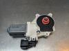 Door window motor from a Ford Focus 3 Wagon 1.0 Ti-VCT EcoBoost 12V 125 2014