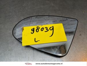 Gebrauchte Spiegelglas links Audi A2 (8Z0) 1.4 16V Preis auf Anfrage angeboten von Autodemontage M.J. Rutte B.V.