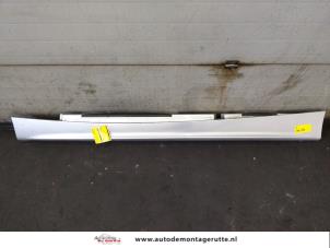 Used Sill, left BMW 1 serie (E87/87N) 116i 1.6 16V Price on request offered by Autodemontage M.J. Rutte B.V.