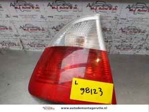 Used Taillight, left BMW 3 serie Touring (E46/3) 318i 16V Price on request offered by Autodemontage M.J. Rutte B.V.