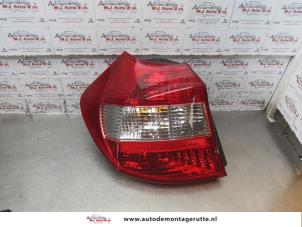 Used Taillight, left BMW 1 serie (E87/87N) 116i 1.6 16V Price on request offered by Autodemontage M.J. Rutte B.V.