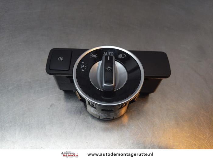 Przelacznik swiatel z Mercedes-Benz E (W212) E-220 CDI 16V BlueEfficiency,BlueTEC 2014