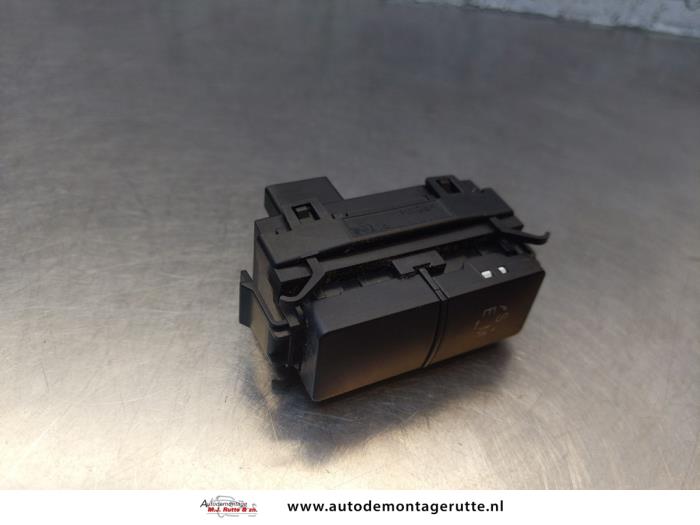 Position switch automatic gearbox from a Mercedes-Benz E (W212) E-220 CDI 16V BlueEfficiency,BlueTEC 2014