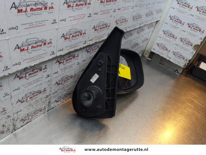 Wing mirror, right from a Renault Kangoo (KC) 1.2 16V 2005
