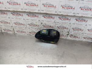 Used Mirror glass, left Citroen C4 Berline (LC) 1.6 16V Price on request offered by Autodemontage M.J. Rutte B.V.