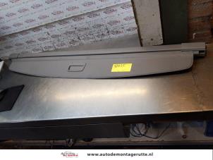 Usados Lona maletero Volkswagen Touran (1T1/T2) 2.0 FSI 16V Precio de solicitud ofrecido por Autodemontage M.J. Rutte B.V.
