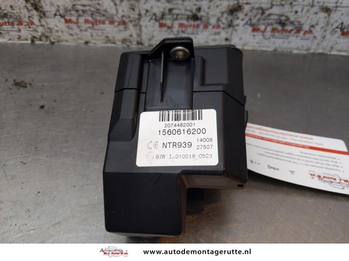 Ignition lock + key from a Alfa Romeo 159 Sportwagon (939BX) 2.2 JTS 16V 2009