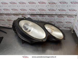 Used Headlight, right Smart Forfour (454) 1.1 12V Price on request offered by Autodemontage M.J. Rutte B.V.