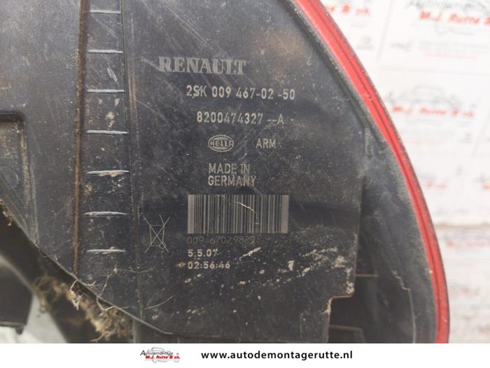 Luz trasera derecha de un Renault Scénic II (JM) 1.6 16V 2007