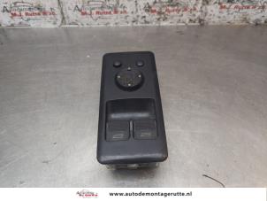 Used Multi-functional window switch Volkswagen Transporter/Caravelle T4 1.9 TDI Price on request offered by Autodemontage M.J. Rutte B.V.