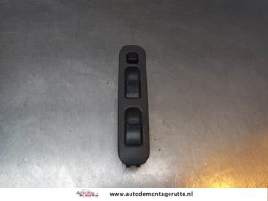 Used Multi-functional window switch Suzuki Alto (RF410) 1.1 16V Price on request offered by Autodemontage M.J. Rutte B.V.