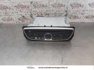 Used Radio Renault Megane III Coupe (DZ) 1.4 16V TCe 130 Price on request offered by Autodemontage M.J. Rutte B.V.