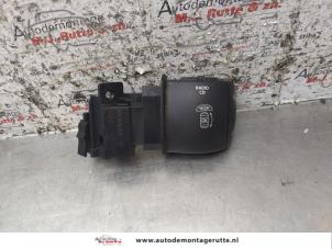 Used Steering wheel mounted radio control Renault Megane III Coupe (DZ) 1.4 16V TCe 130 Price on request offered by Autodemontage M.J. Rutte B.V.