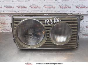 Używane Reflektor prawy Mercedes 200-300D (W123) 200 D Cena na żądanie oferowane przez Autodemontage M.J. Rutte B.V.