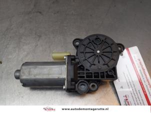 Used Door window motor Ford Fiesta 5 (JD/JH) 1.4 16V Price on request offered by Autodemontage M.J. Rutte B.V.