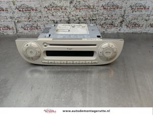 Używane Radio Fiat 500 (312) 0.9 TwinAir 85 Cena na żądanie oferowane przez Autodemontage M.J. Rutte B.V.