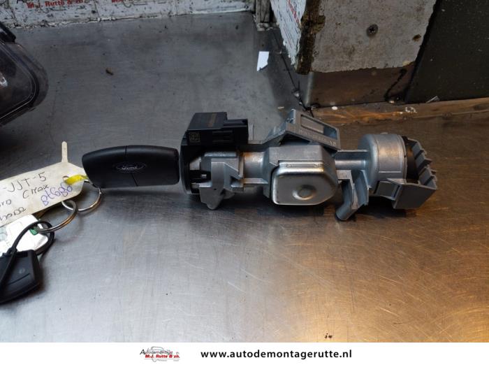 Używane Stacyjka + Kluczyk Ford C-Max (DM2) 1.8 16V Cena na żądanie oferowane przez Autodemontage M.J. Rutte B.V.