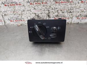 Gebrauchte Licht Schalter Ford C-Max (DM2) 1.8 16V Preis auf Anfrage angeboten von Autodemontage M.J. Rutte B.V.