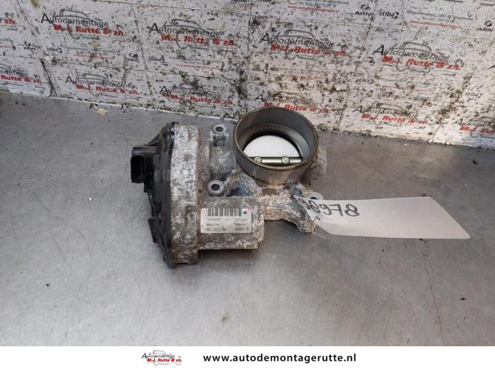 Gebrauchte Drosselklappengehäuse Ford C-Max (DM2) 1.8 16V Preis auf Anfrage angeboten von Autodemontage M.J. Rutte B.V.