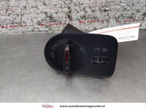 Usagé Commutateur lumière Seat Ibiza IV SC (6J1) 1.4 16V Prix sur demande proposé par Autodemontage M.J. Rutte B.V.
