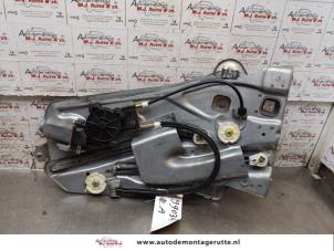 Used Rear window mechanism 2-door, right Peugeot 307 CC (3B) 2.0 16V Price on request offered by Autodemontage M.J. Rutte B.V.