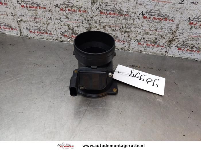 Gebrauchte Luftmengenmesser Audi A4 (B7) 1.6 Preis auf Anfrage angeboten von Autodemontage M.J. Rutte B.V.