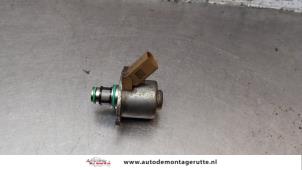Used Fuel pressure sensor Volkswagen Polo V (6R) 1.2 TDI 12V BlueMotion Price on request offered by Autodemontage M.J. Rutte B.V.