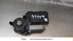 Usados Motor de ventanilla de puerta Audi A4 (B7) 1.6 Precio de solicitud ofrecido por Autodemontage M.J. Rutte B.V.