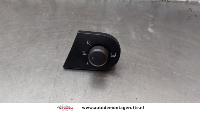 Mirror switch from a Seat Ibiza III (6L1) 1.6 16V 2008