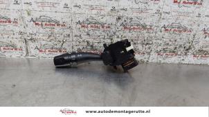 Gebrauchte Richtungsanzeiger Schalter Kia Cerato 1.6 16V Preis auf Anfrage angeboten von Autodemontage M.J. Rutte B.V.