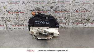 Used Rear door mechanism 4-door, right Mitsubishi Lancer Wagon (CS) 2.0 16V Price on request offered by Autodemontage M.J. Rutte B.V.