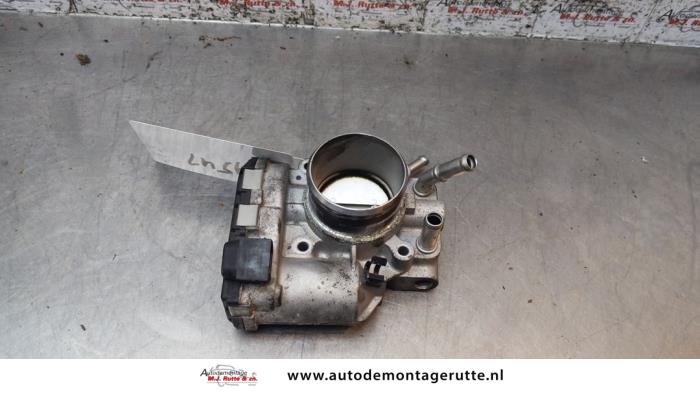 Gebrauchte Drosselklappengehäuse Kia Pro cee'd (EDB3) 1.4 CVVT 16V Preis auf Anfrage angeboten von Autodemontage M.J. Rutte B.V.