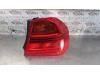 Taillight, right from a BMW 3 serie (E90), 2005 / 2011 318i 16V, Saloon, 4-dr, Petrol, 1.995cc, 95kW (129pk), RWD, N46B20B, 2005-09 / 2007-08, PF71; PF72; VA51; VA52; VG51; VG52 2007