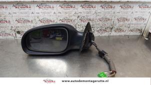 Used Wing mirror, left Volvo S60 I (RS/HV) 2.4 20V 140 Price on request offered by Autodemontage M.J. Rutte B.V.