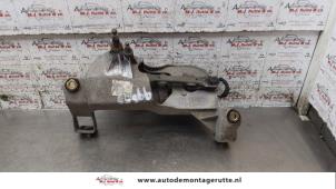 Used Front wiper motor Audi A2 (8Z0) 1.4 TDI Price on request offered by Autodemontage M.J. Rutte B.V.