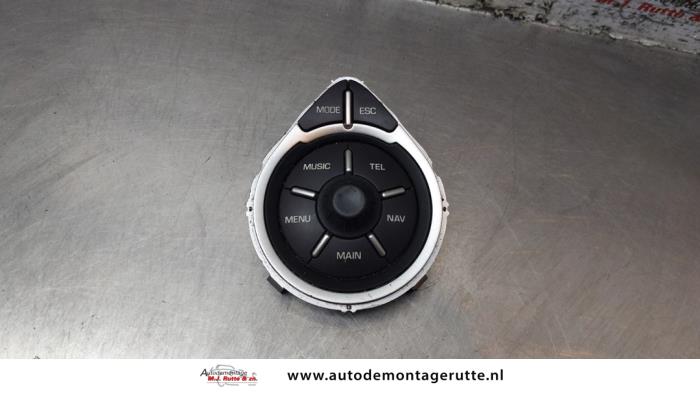 Begagnade Multiluftmodul Peugeot 807 2.0 16V Pris på förfrågan erbjuds av Autodemontage M.J. Rutte B.V.