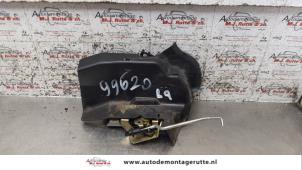 Used Rear door lock mechanism 4-door, left Audi A4 (B6) 2.0 20V Price on request offered by Autodemontage M.J. Rutte B.V.