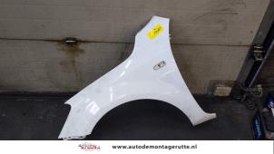 Used Front wing, left Kia Pro cee'd (EDB3) 1.4 CVVT 16V Price on request offered by Autodemontage M.J. Rutte B.V.