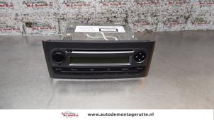 Used Radio CD player Fiat Punto II (188) 1.2 16V 3-Drs. Price on request offered by Autodemontage M.J. Rutte B.V.
