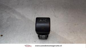 Used Air conditioning switch Peugeot Expert (222/224) 2.0 HDi 110 Price on request offered by Autodemontage M.J. Rutte B.V.